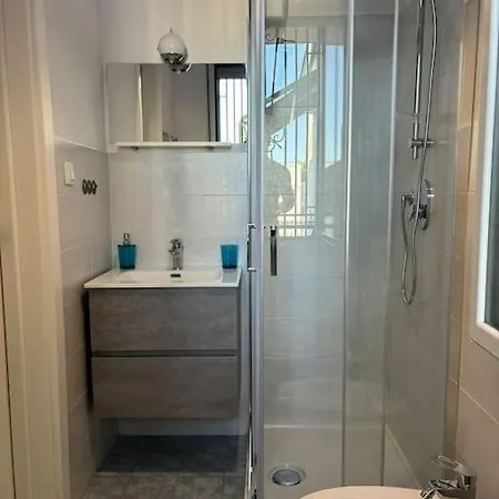 アパート Oleandri Tiny House A 100 Mt Dal Mare ディアーノ・マリーナ